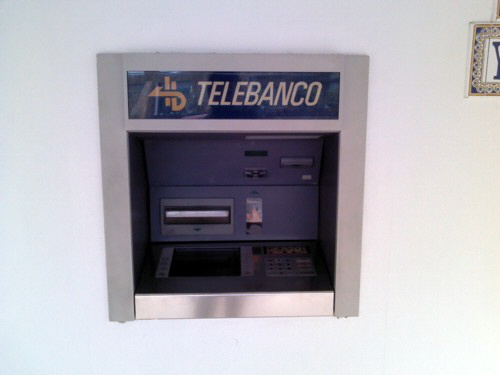Geldautomat W